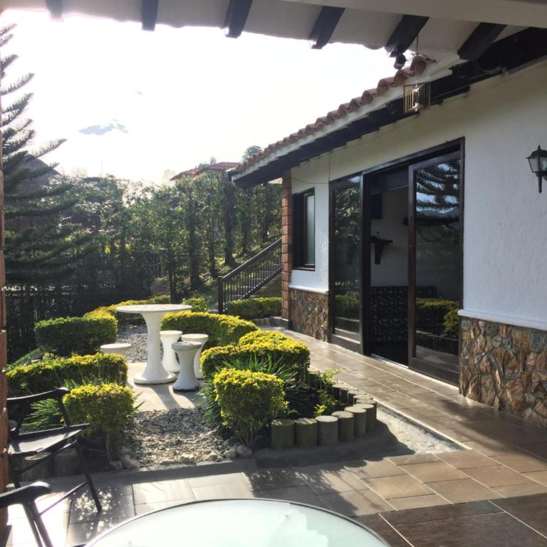CASA CAMPESTRE MONTECARLO Guatapé- desayuno a pareja - Casa Unifamiliar de 3 dormitorios - 62