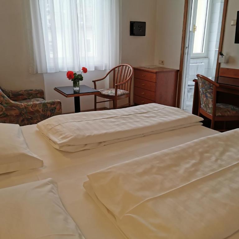 Hotel Adria - Camera Matrimoniale Standard - 20