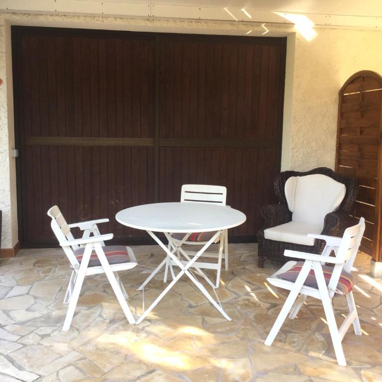 Le Patio Fleuri - Chambre Double - Vue sur Jardin - 1