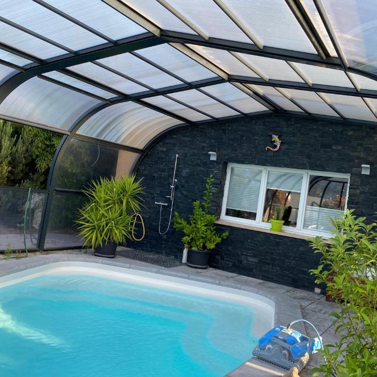 O Rendez Vous maison mitoyenne Piscine chauffée mars-octobre - Apartment mit Blick auf die Berge - 17