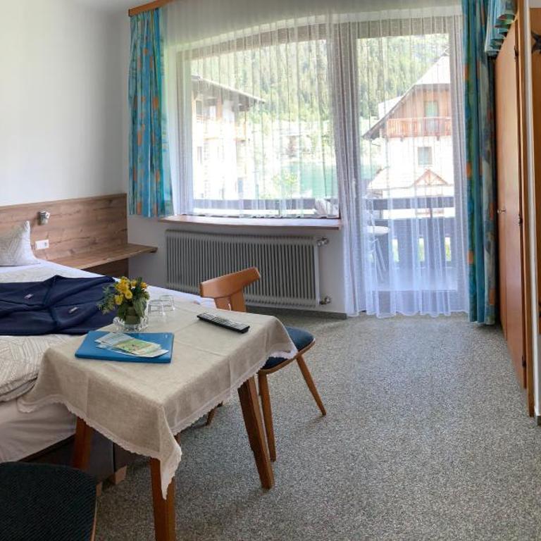 Pension Seeheim - Doppelzimmer mit Gemeinschaftsbad - 3