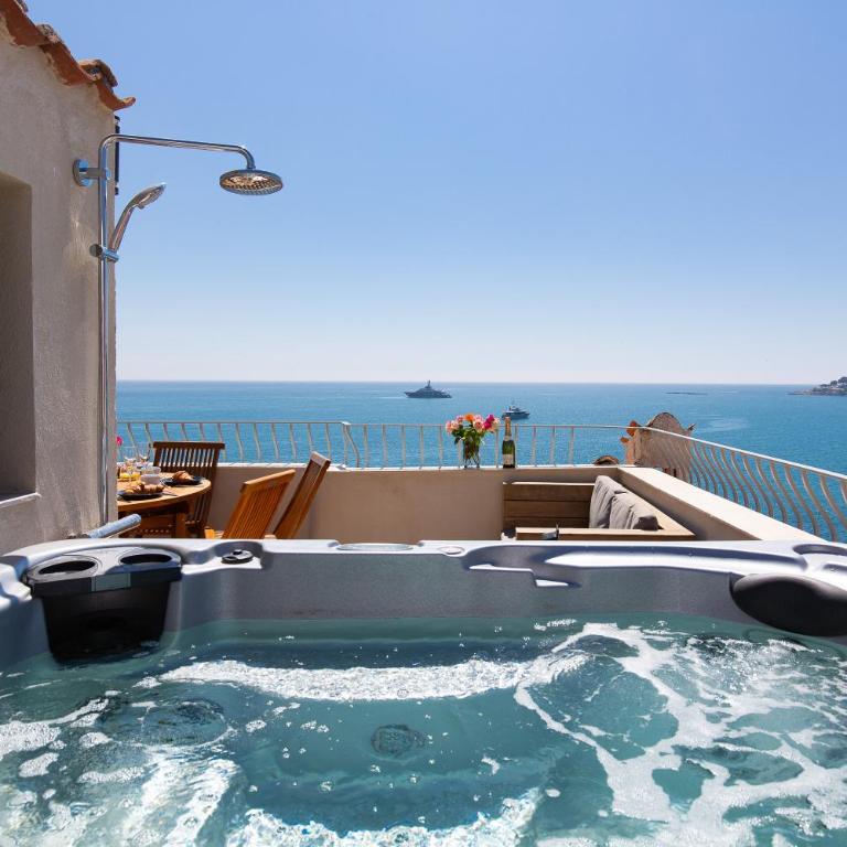 MAISON PICASSO - Jacuzzi, vue, terrasse for 6 - Villa 3 Chambres - 5