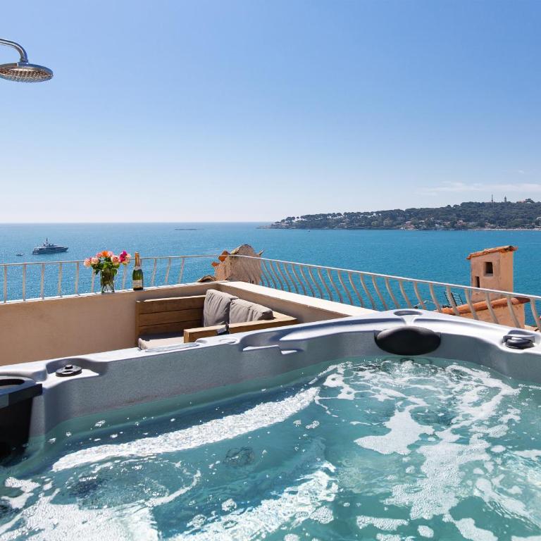 MAISON PICASSO - Jacuzzi, vue, terrasse for 6 - Villa 3 Chambres - 6