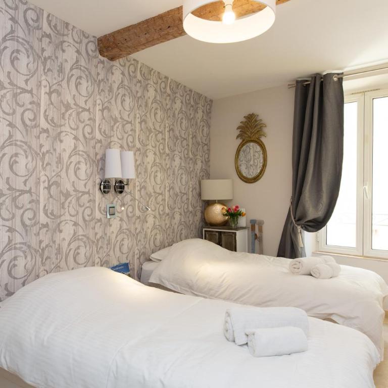 MAISON PICASSO - Jacuzzi, vue, terrasse for 6 - Villa 3 Chambres - 21