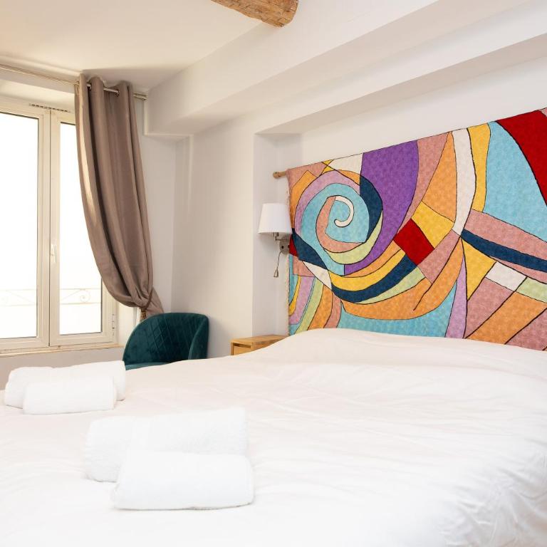 MAISON PICASSO - Jacuzzi, vue, terrasse for 6 - Villa 3 Chambres - 25