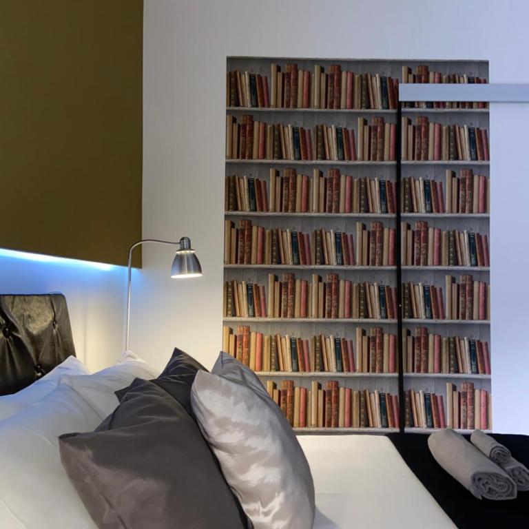 Minihomecatania - Deluxe Room (2 Adults + 1 Child) - 5