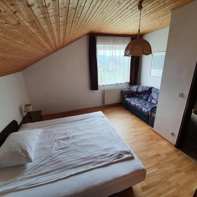 Appartements Amrusch - Apartment mit 1 Schlafzimmer und Balkon - 1