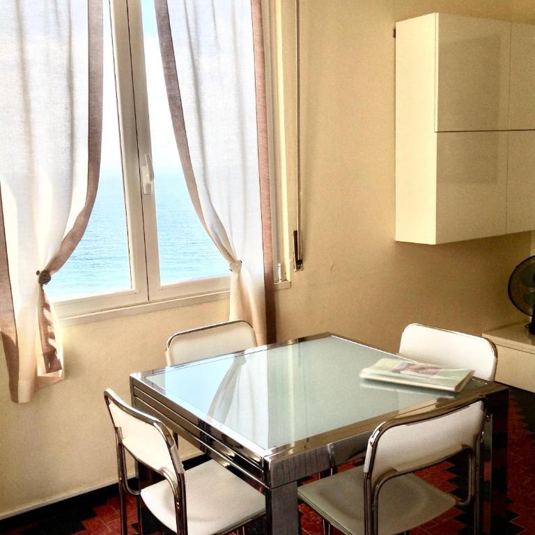 Partenope - Appartamento con 2 Camere da Letto - 11