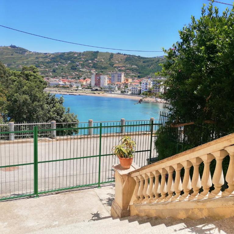 Panoramic Apartments in Villa in Center "The Beach and The Cliff" 1 - Appartamento con Vista Mare - 32