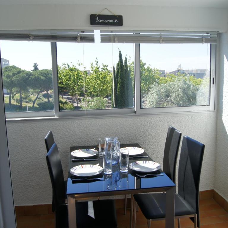 Lara 3 - T2 Loggia Piscine 2 lits doubles Parking Près du centre-port et île Loisirs - Appartement 1 Chambre - 31