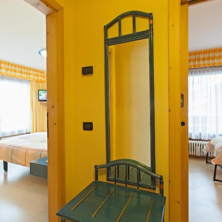 Hotel Margherita - 2 Camere Comunicanti (4 Adulti) - 3