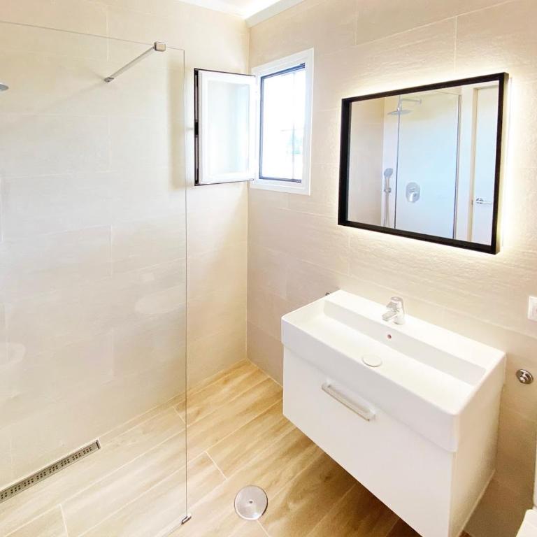 tarifa especial, sin aglomeraciones en piscina y playa, cerca de Puerto Banús - Apartamento de 2 dormitorios - 25