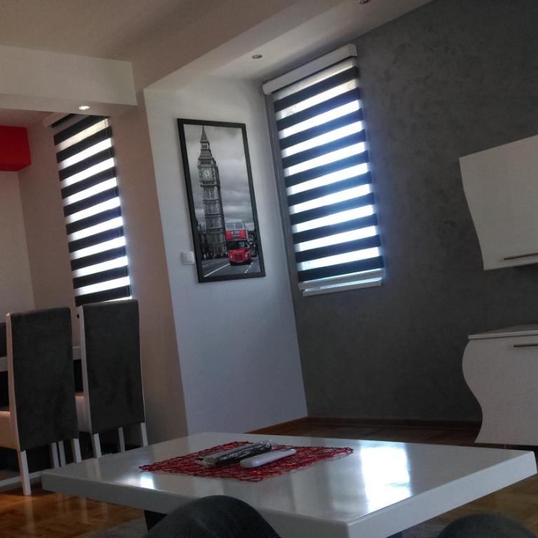 KIKI LUX Apartment - One-Bedroom Apartment - 23