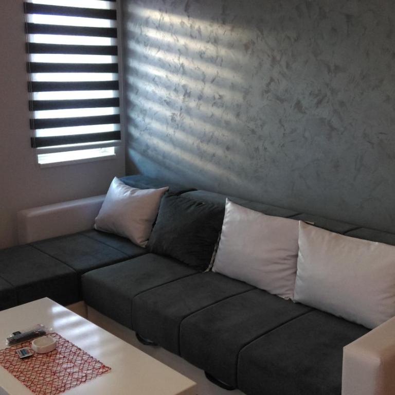 KIKI LUX Apartment - One-Bedroom Apartment - 17