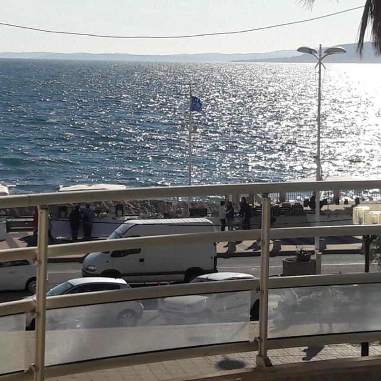 Appartement triangle d'or Saint Raphaël - Apartamento con vistas al mar - 1
