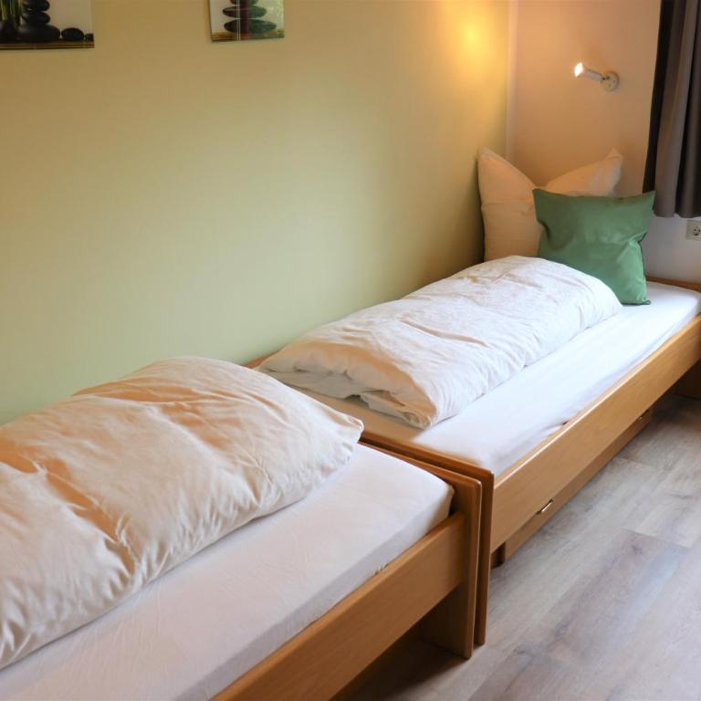Wohnung #5 mit Balkon - zentrale dennoch ruhige Lage mit Terrasse - Stadtbus vor der Tür! - Apartamento de 2 dormitorios - 13