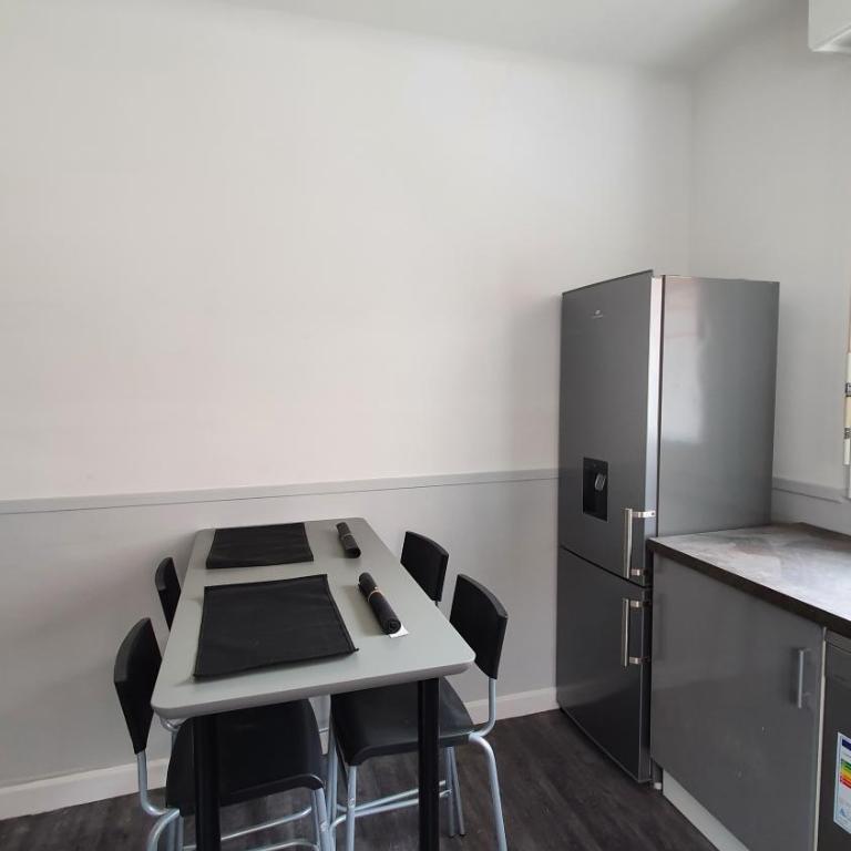 Joli T2- centre ville - Parking gratuit - WIFI - Apartment mit 1 Schlafzimmer - 13