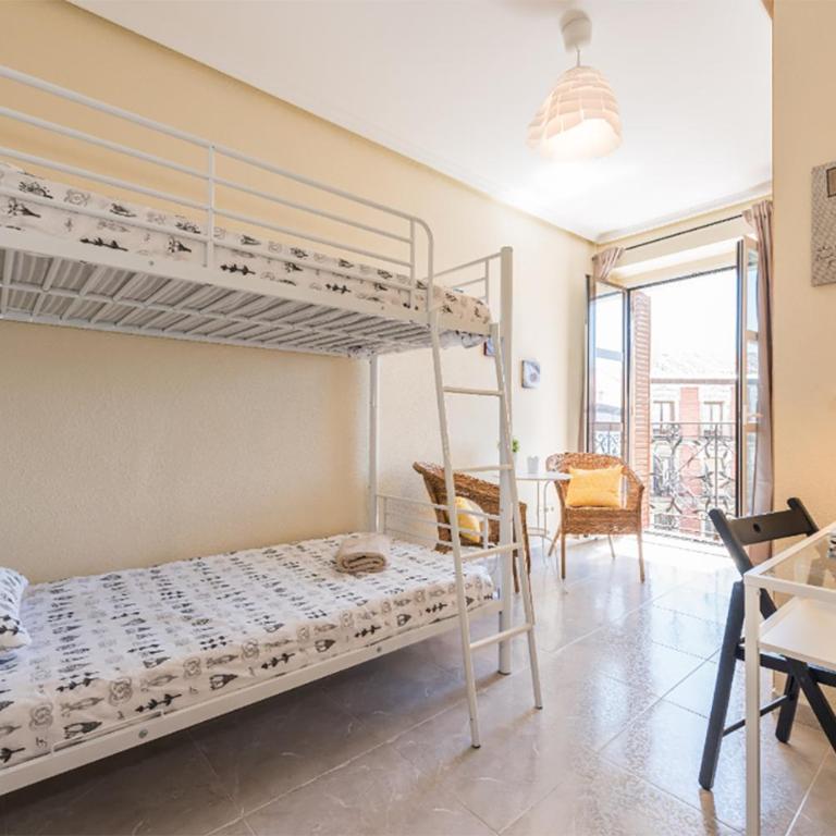 Boutique Apartments in the Heart of Madrid - Apartamento con balcón - 3