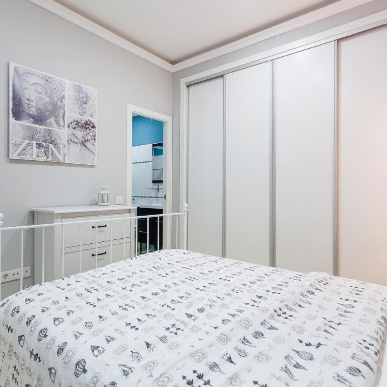Boutique Apartments in the Heart of Madrid - Apartamento Deluxe - 11