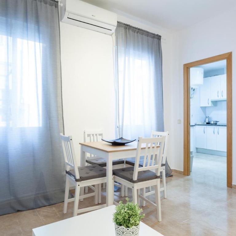 Boutique Apartments in the Heart of Madrid - Apartamento Deluxe - 12