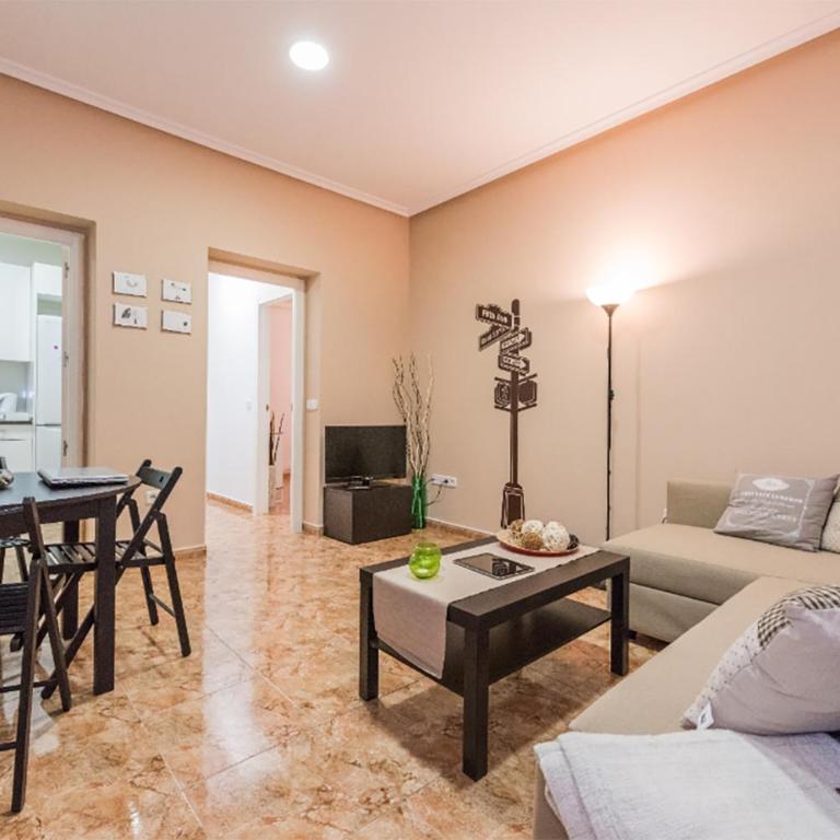 Boutique Apartments in the Heart of Madrid - Apartamento Deluxe - 1