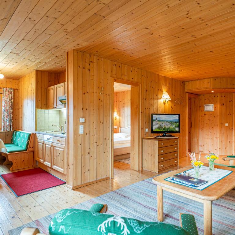 Familien-Appartements Örglwirt's Gut - Superior Apartment mit 2 Schlafzimmern mit Balkon oder Terrasse - 7