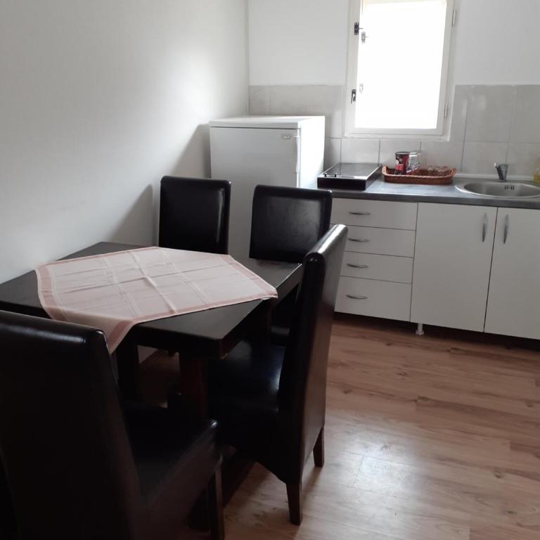 Smestaj Stankovic - Apartman sa 2 Spavaće Sobe - 9