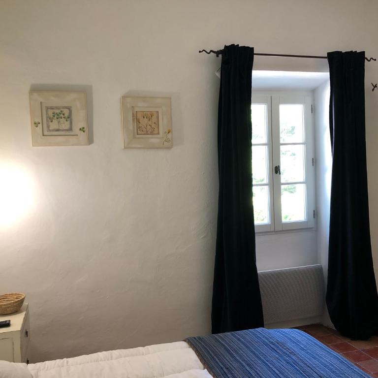 Montjoia - Chambre Double avec Salle de Bains Privative - 17