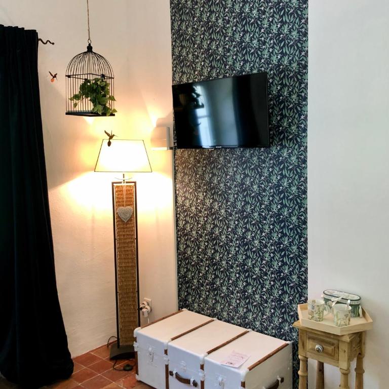 Montjoia - Chambre Double avec Salle de Bains Privative - 16