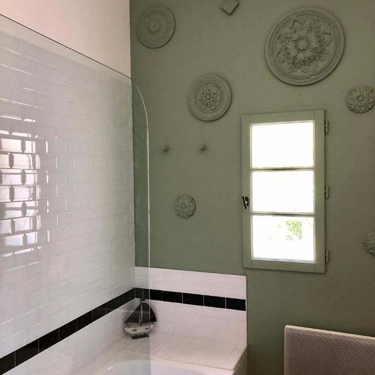 Montjoia - Chambre Double avec Salle de Bains Privative - 14