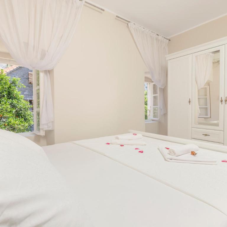 Old Stone Villa Lalosevic - Two-Bedroom Villa - 26