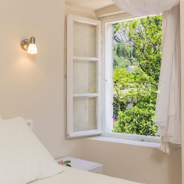 Old Stone Villa Lalosevic - Two-Bedroom Villa - 28