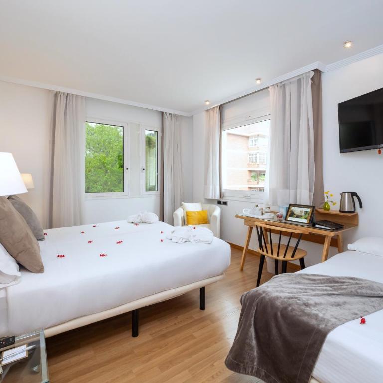 Vilana Hotel Boutique - Double or Twin Room with Extra Bed - 6