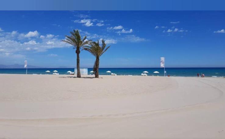 CAROLINAS BEACH &GOLF HOUSE - Two-Bedroom Apartment - 48