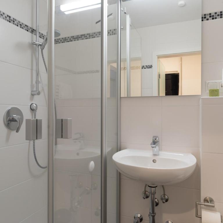 Ferienwohnung Krüger - Apartment mit Balkon - 5