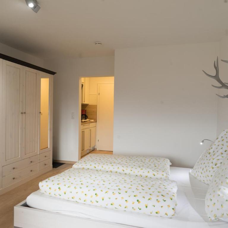 Ferienwohnung Krüger - Apartment mit Balkon - 7