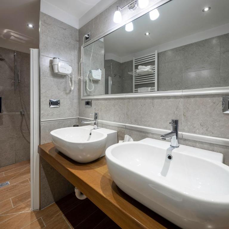Hotel Elena - Camera Familiare - 2
