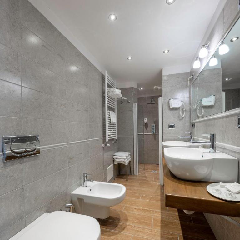 Hotel Elena - Camera Familiare - 1