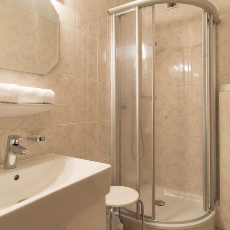 Ferienwohnung Volkmer - Apartment mit Balkon - 4