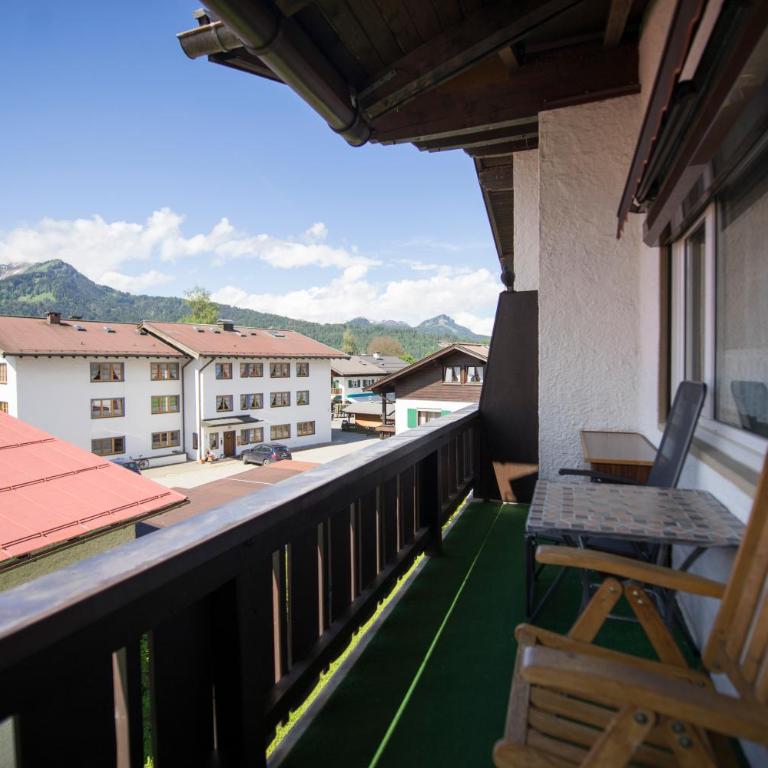 Ferienwohnung Steinbach - Apartment with Balcony - 4