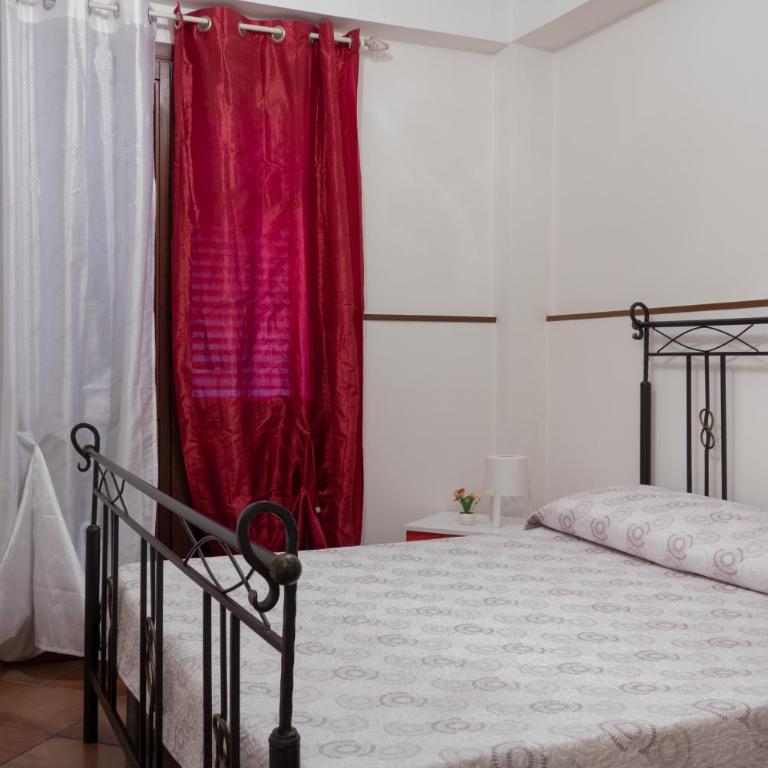 Villa Nicol affittacamere - Camera Matrimoniale con Bagno Privato - 8