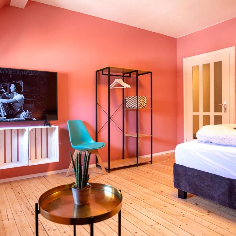 Central Apartments with private parking lot - Apartment 91 with 2 bedrooms - 1