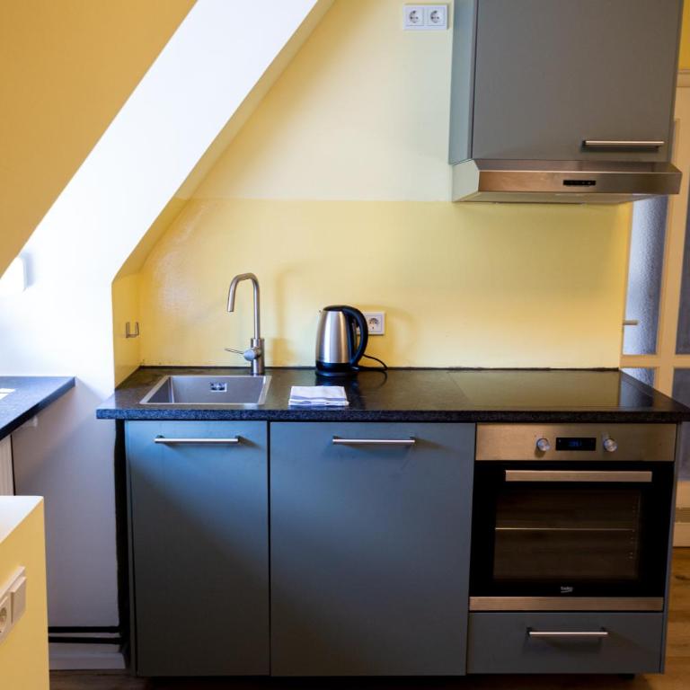 Central Apartments with private parking lot - Apartment 91 with 2 bedrooms - 12