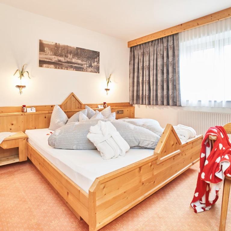 Ferienhaus Kirchplatzl - Apartment mit 1 Schlafzimmer, Balkon und Bergblick - 2