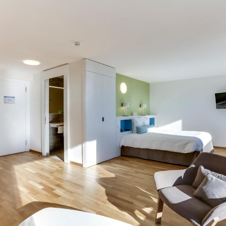 Hôtel des Patients - Doppelzimmer mit Kingsize-Bett - 1