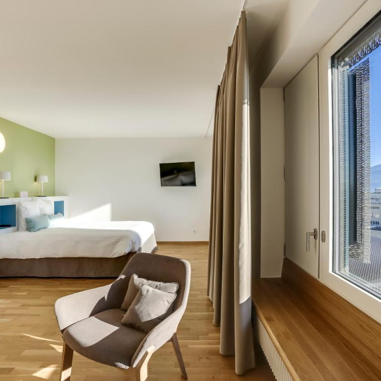 Hôtel des Patients - Doppelzimmer mit Kingsize-Bett - 3