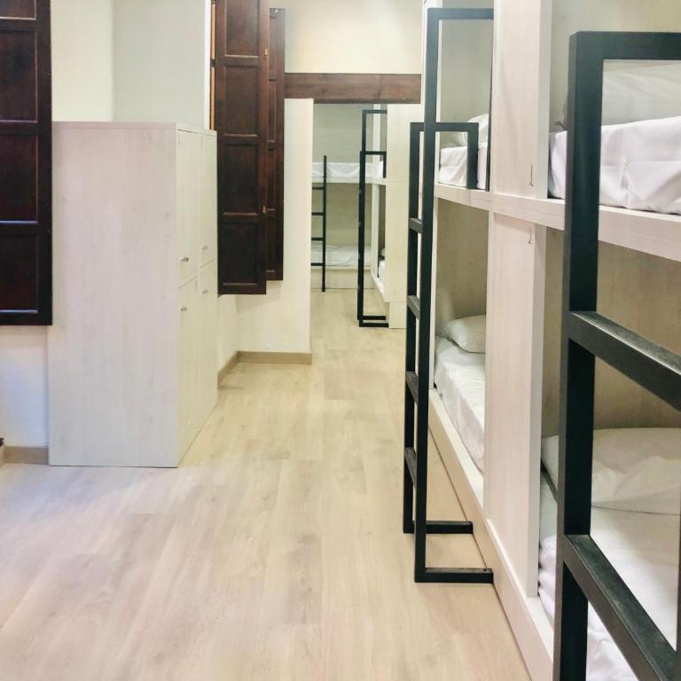 Quartier Leon Hostel Jabalquinto - Cama en habitación compartida mixta con baño compartido - 14 camas - 5