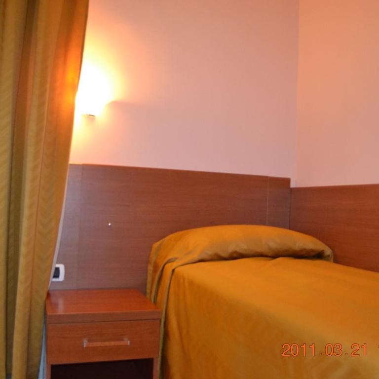 Hotel Everest - Camera Singola - 1