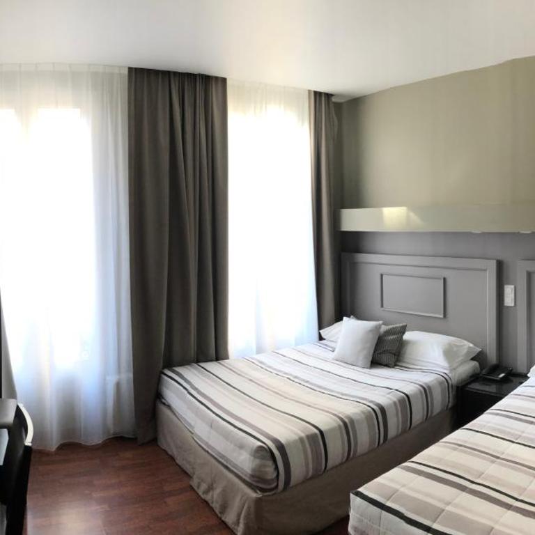 Cosmotel Hotel - Chambre Quadruple - 1