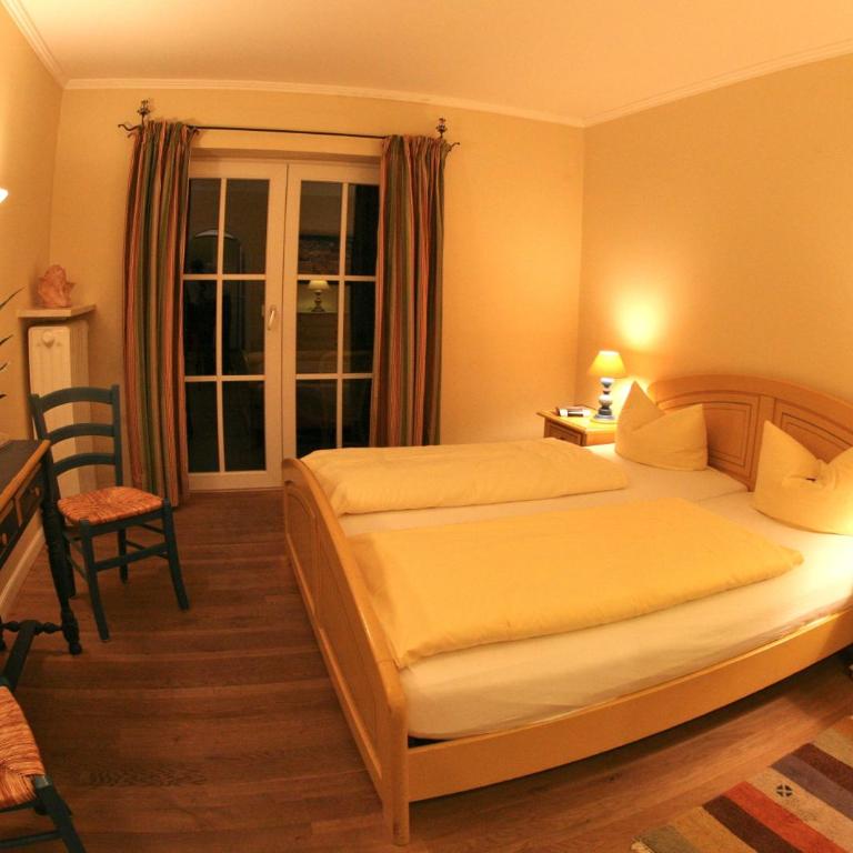 Alpenhof Garnihotel & Ferienwohnungen - Double Room - 1